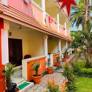  Guest house Moon Valley India